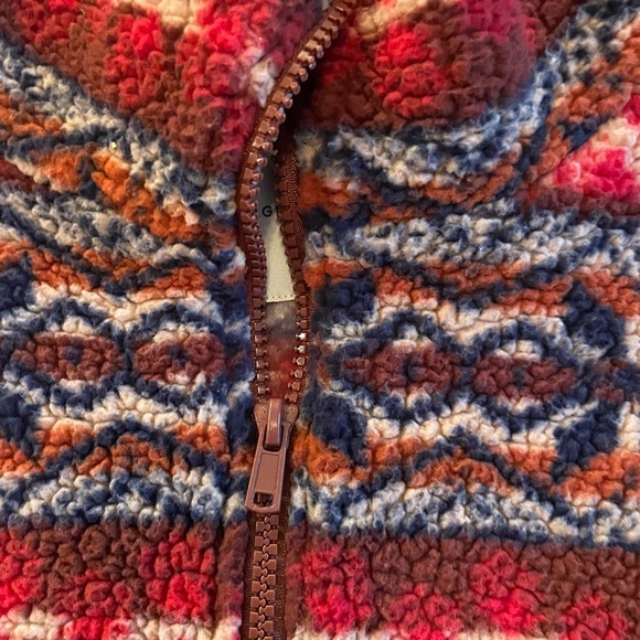 American Eagle Red Fairisle tribal fleece Sherpa pull over Sweater 1/4 zip sz.M - Picture 6 of 9
